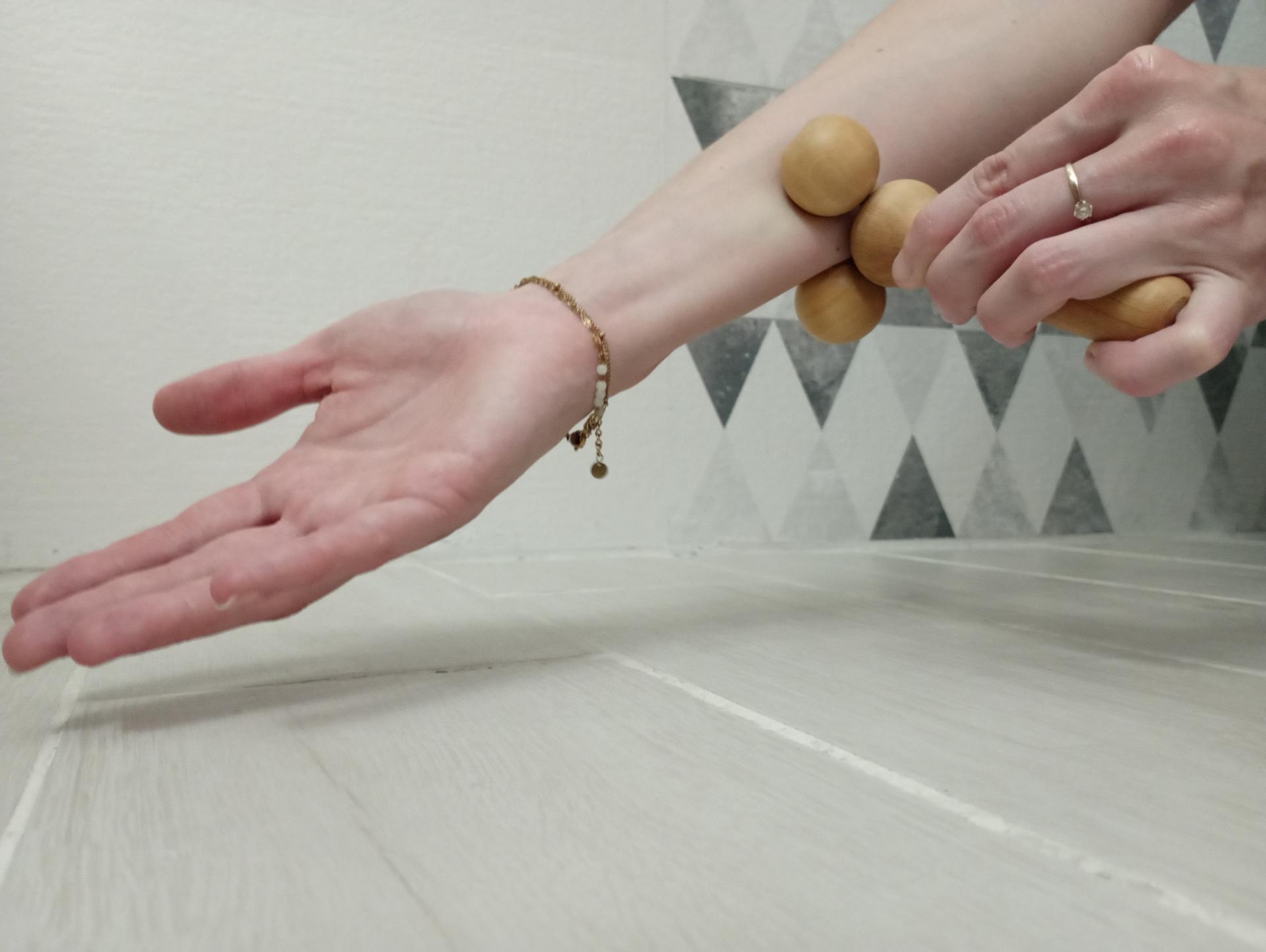 Palpeur moyens Doux perpendiculaire à l'avant bras